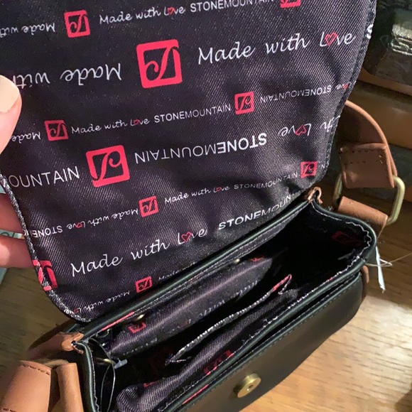 Stone Mountain NUBUCK LEATHER SMALL SADDLE BAG NWT - Picture 5 of 6